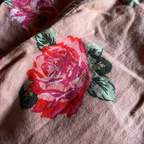 VICTORIA’S SECRET two-piece ladies pajama set in size medium - Picture 3 of 8